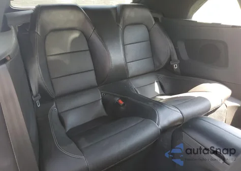 2023 Ford Mustang z USA, uszkodzony, nr VIN 1FATP8UH9P5110121